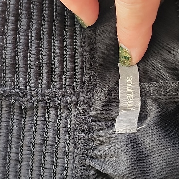 Shorts - Picture 5 of 6